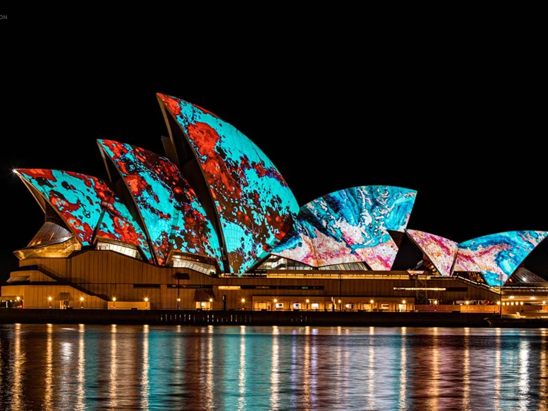 CollaborOCEANS — the Opera House sails lit with projected marine artwork